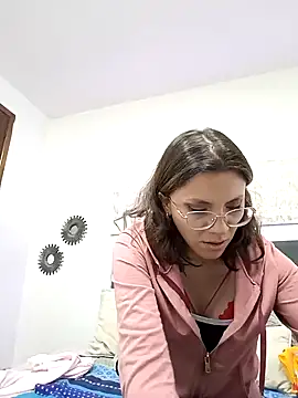 Snapshot of karlamorris_ chatting on 18, 1, 2025 karlamorris online show from 18, 1, 2025