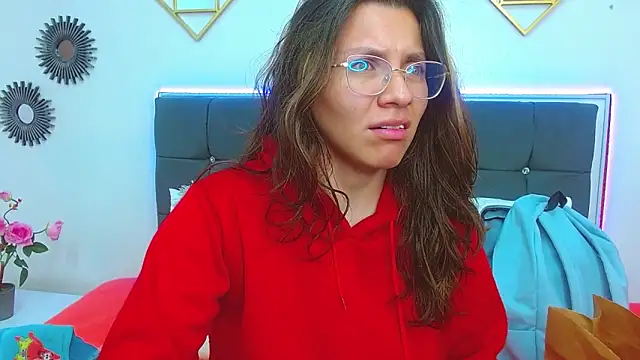 Snapshot of karlamorris_ chatting on 11, 3, 2025 karlamorris online show from 11, 3, 2025