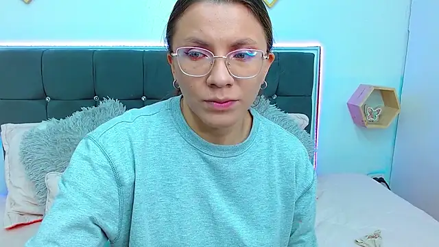 Snapshot of karlamorris_ chatting on 13, 3, 2025 karlamorris online show from 13, 3, 2025