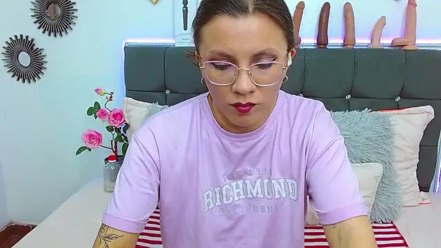 Snapshot of karlamorris_ chatting on 14, 3, 2025 karlamorris online show from 14, 3, 2025