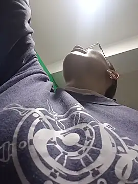 Snapshot of karlamorris_ chatting on 15, 10, 2025 karlamorris online show from 15, 10, 2025