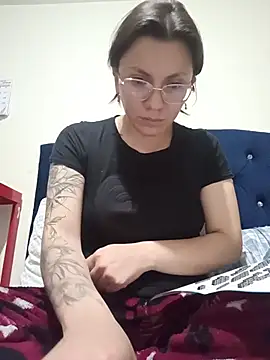 Snapshot of karlamorris_ chatting on 23, 10, 2025 karlamorris online show from 23, 10, 2025