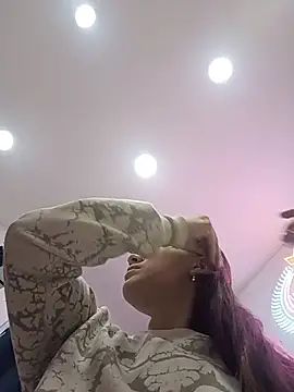 Snapshot of karlamorris_ chatting on 5, 11, 2025 karlamorris online show from 5, 11, 2025