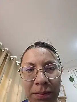 Snapshot of karlamorris_ chatting on 25, 11, 2025 karlamorris online show from 25, 11, 2025