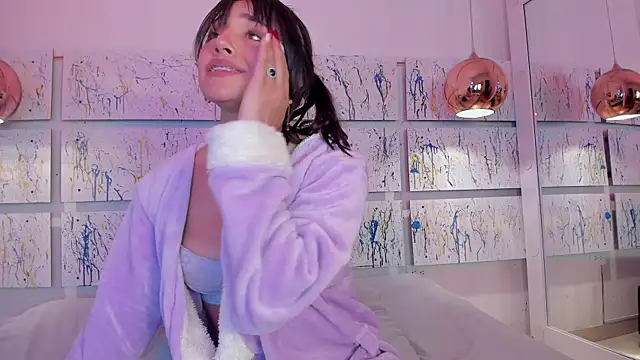 Snapshot of Sophy_SmileSweet chatting on 21, 1, 2025 Sophy SmileSweet online show from 21, 1, 2025