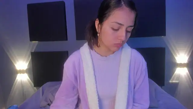 Snapshot of Sophy_SmileSweet chatting on 23, 1, 2025 Sophy SmileSweet online show from 23, 1, 2025