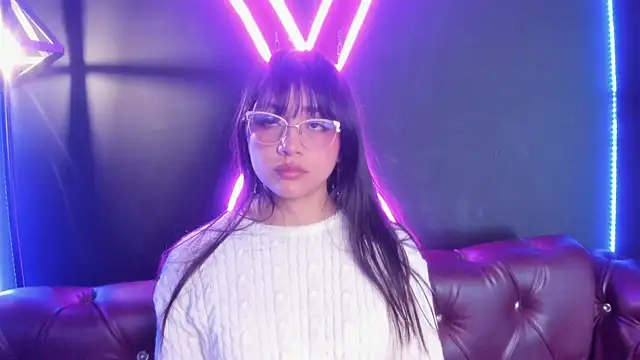 Snapshot of Sophy_SmileSweet chatting on 1, 2, 2025 Sophy SmileSweet online show from 1, 2, 2025