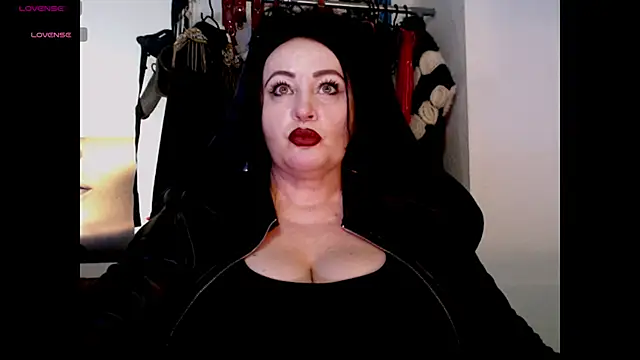 NannaGlossa online show from 16, 11, 2025