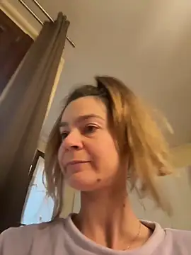 Snapshot of sexy_blondegirl chatting on 19, 1, 2026 sexy blondegirl online show from 19, 1, 2026