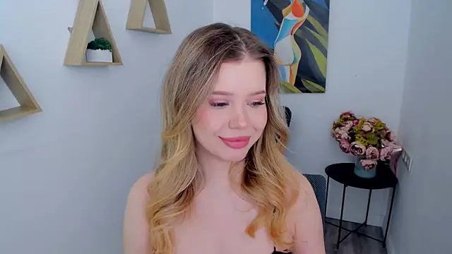 FollowLovee online show from 8, 4, 2026