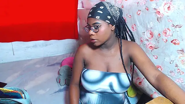 Snapshot of EvaxEmma chatting on 18, 6, 2026 EvaxEmma online show from 18, 6, 2026