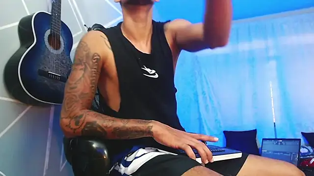 MagnusFrost online show from 12, 2, 2025