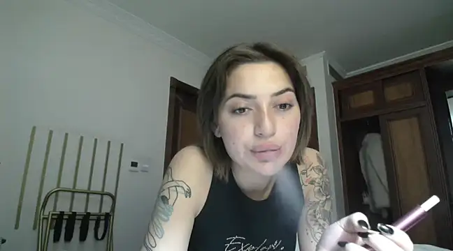 yaprakmericc online show from 13, 2, 2025