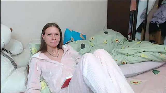 leila bambi  online show from 22, 1, 2025