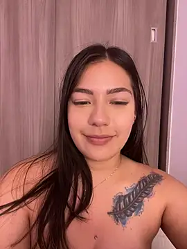 Latina vanessa online show from 16, 1, 2025