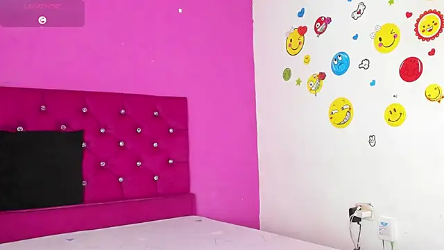 Sofi Hot 20 online show from 7, 3, 2025