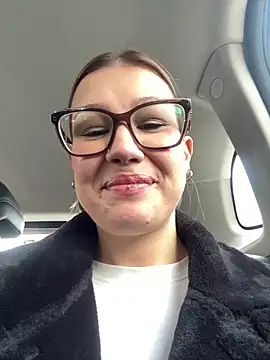 RinaCat online show from 8, 10, 2025