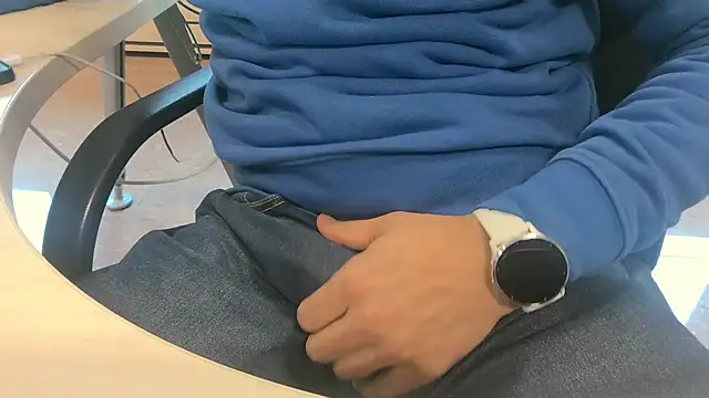 alessandroman2114 online show from 15, 1, 2026