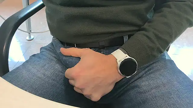 alessandroman2114 online show from 16, 2, 2026