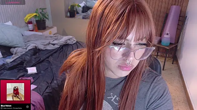 Snapshot of Eli666uwu chatting on 8, 11, 2025 Eli666uwu online show from 8, 11, 2025