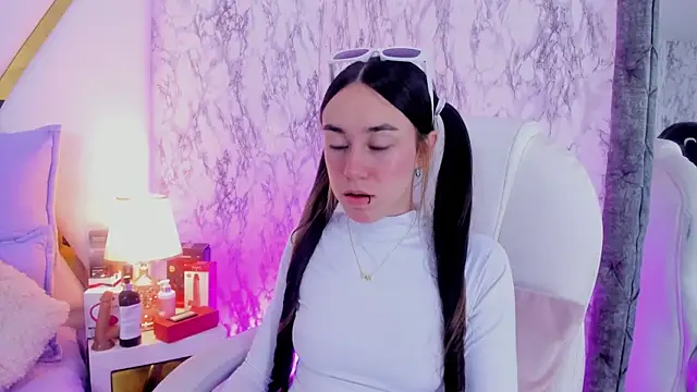 Snapshot of Athziry_ chatting on 19, 1, 2025 Athziry online show from 19, 1, 2025