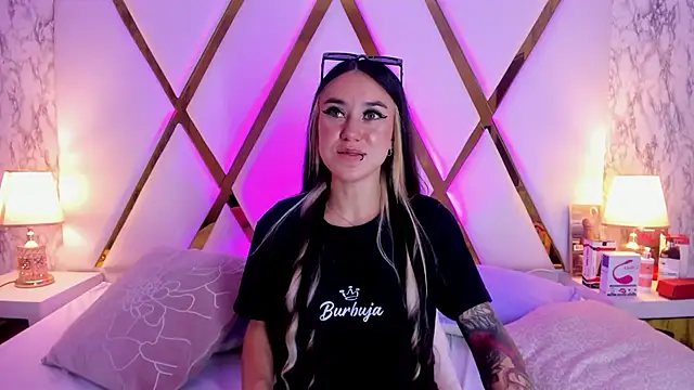 Snapshot of Athziry_ chatting on 10, 2, 2025 Athziry online show from 10, 2, 2025