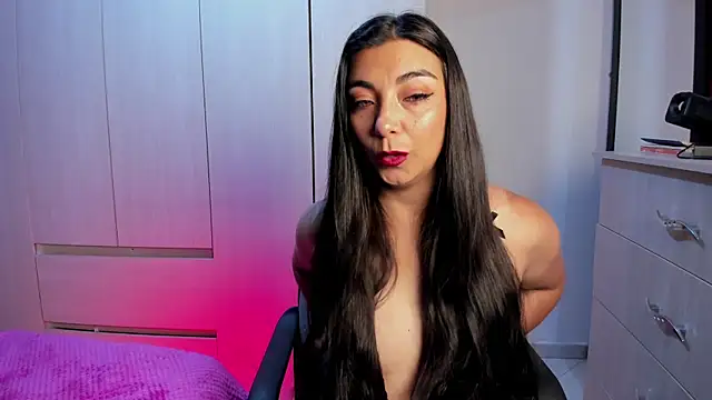 Snapshot of Karla_hernandez_ chatting on 8, 4, 2026 Karla hernandez online show from 8, 4, 2026