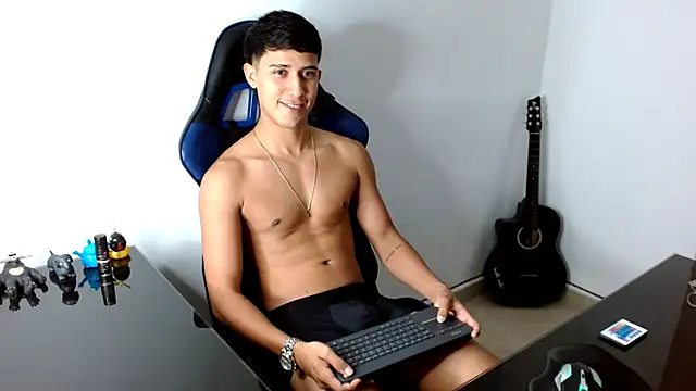 Snapshot of Juan_da01 chatting on 12, 12, 2024 Juan da01 online show from 12, 12, 2024