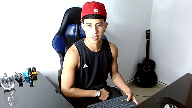 Snapshot of Juan_da01 chatting on 13, 12, 2024 Juan da01 online show from 13, 12, 2024