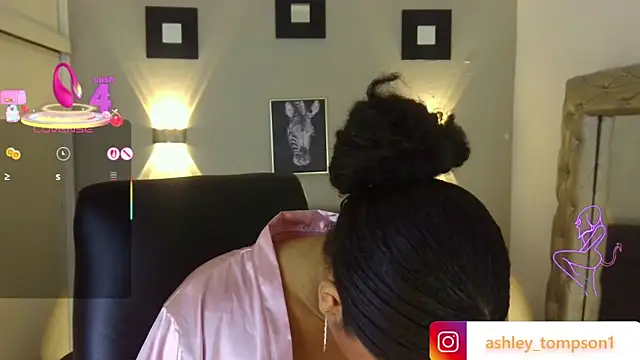 ashley Tompson1 online show from 3, 3, 2025