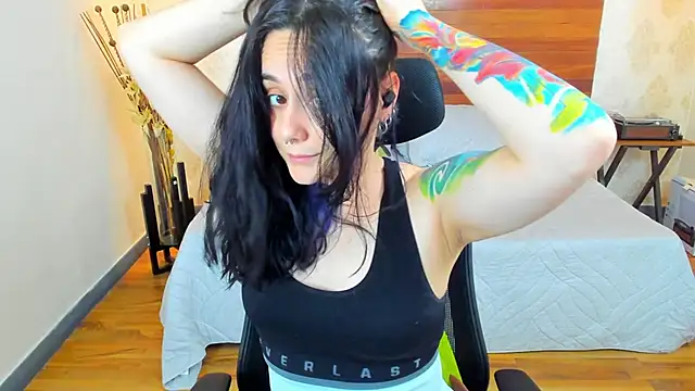 Snapshot of KatherineBond chatting on 23, 12, 2024 KatherineBond online show from 23, 12, 2024