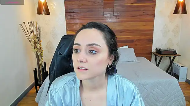 Snapshot of KatherineBond chatting on 28, 12, 2024 KatherineBond online show from 28, 12, 2024