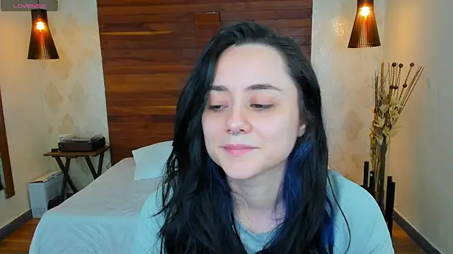 Snapshot of KatherineBond chatting on 20, 1, 2025 KatherineBond online show from 20, 1, 2025