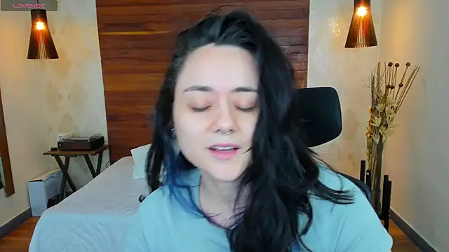 Snapshot of KatherineBond chatting on 21, 1, 2025 KatherineBond online show from 21, 1, 2025