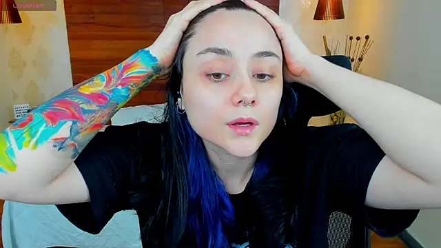 Snapshot of KatherineBond chatting on 22, 1, 2025 KatherineBond online show from 22, 1, 2025