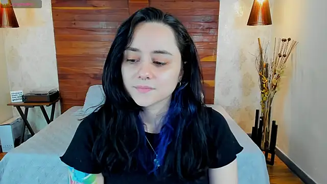 Snapshot of KatherineBond chatting on 31, 1, 2025 KatherineBond online show from 31, 1, 2025