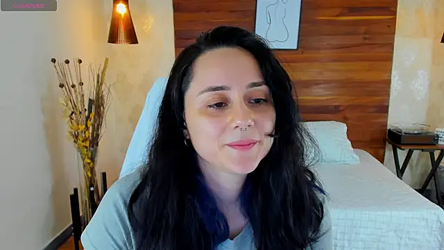 Snapshot of KatherineBond chatting on 21, 2, 2025 KatherineBond online show from 21, 2, 2025