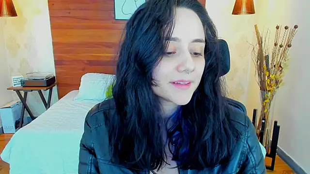 Snapshot of KatherineBond chatting on 26, 2, 2025 KatherineBond online show from 26, 2, 2025