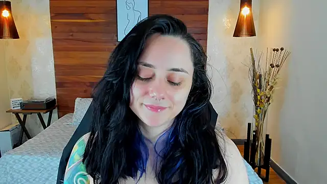 Snapshot of KatherineBond chatting on 28, 2, 2025 KatherineBond online show from 28, 2, 2025