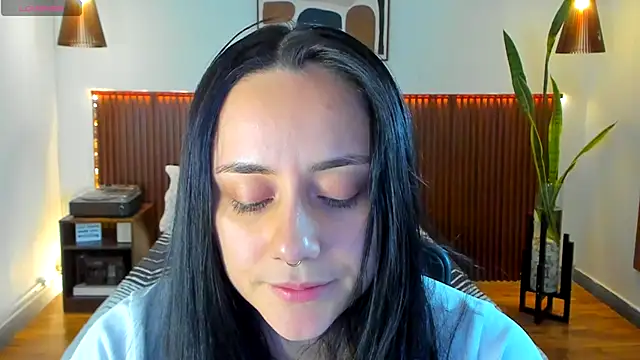 KatherineBond online show from 10, 11, 2025