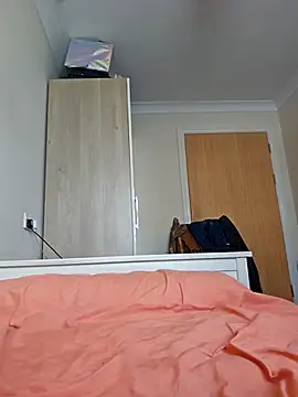 Snapshot of meateater1 chatting on 16, 11, 2025 meateater1 online show from 16, 11, 2025