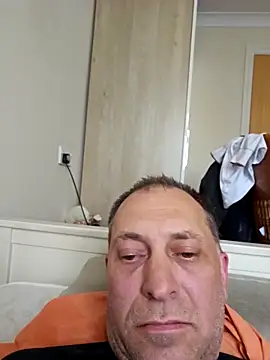 Snapshot of meateater1 chatting on 19, 11, 2025 meateater1 online show from 19, 11, 2025