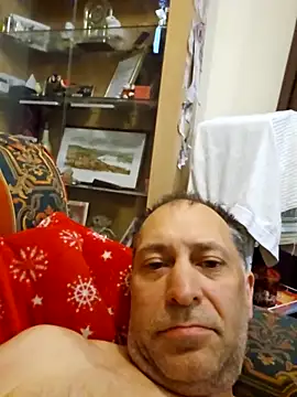 Snapshot of meateater1 chatting on 21, 11, 2025 meateater1 online show from 21, 11, 2025