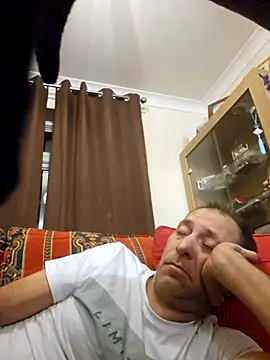 Snapshot of meateater1 chatting on 25, 11, 2025 meateater1 online show from 25, 11, 2025