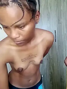 Snapshot of kelsie421 chatting on 14, 12, 2024 kelsie421 online show from 14, 12, 2024