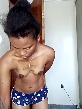 Snapshot of kelsie421 chatting on 4, 3, 2025 kelsie421 online show from 4, 3, 2025