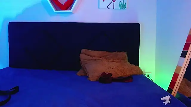 Snapshot of AnnaliOlsenX chatting on 19, 12, 2024 AnnaliOlsenX online show from 19, 12, 2024