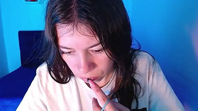 Snapshot of AnnaliOlsenX chatting on 3, 1, 2025 AnnaliOlsenX online show from 3, 1, 2025