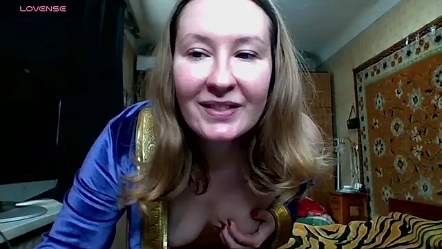 AnnaXLovers online show from 28, 2, 2025