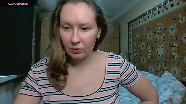 AnnaXLovers online show from 2, 4, 2026